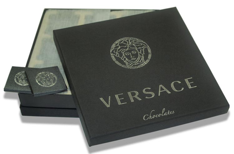 versace范思哲香水海報包裝設計欣賞04